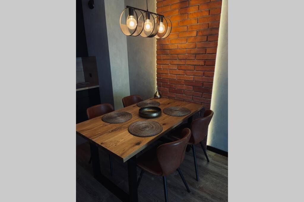 Apartament Manufaktura Z Bezplatnym Parkingiem Appartement Łódź Buitenkant foto